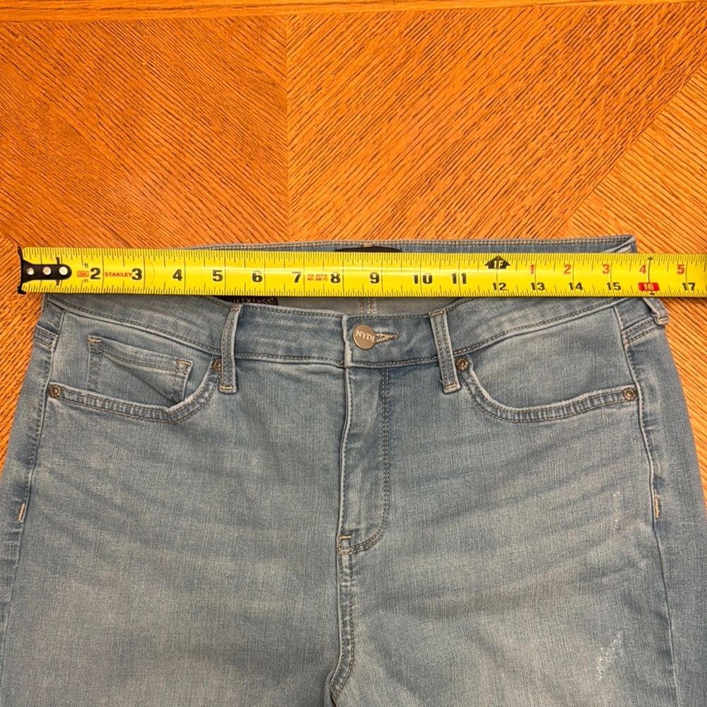 NYDJ Light Blue Straight Leg Cropped Jeans Size 10 - Picture 6 of 6